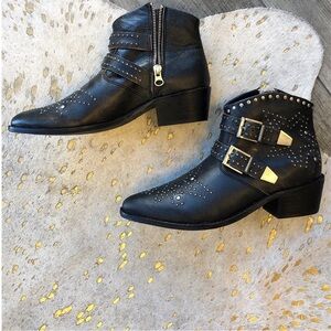 Vintage 7 Sunset Distressed Leather Studded Ankle Boots